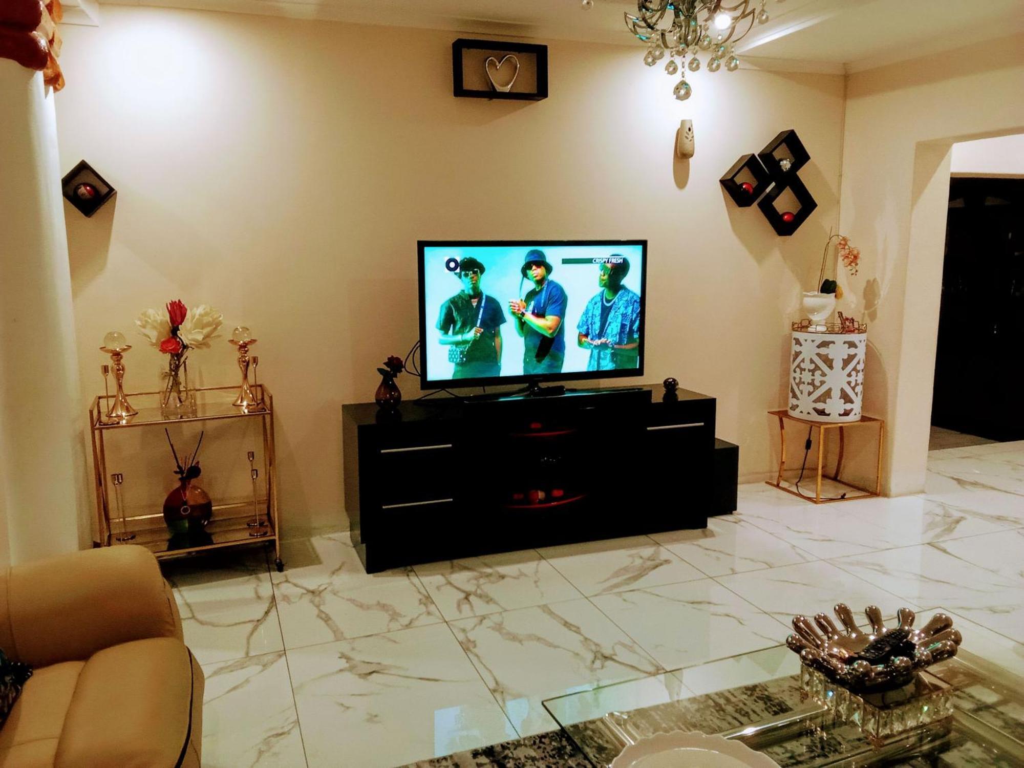 מאנזיני The Classic House B&B מראה חיצוני תמונה