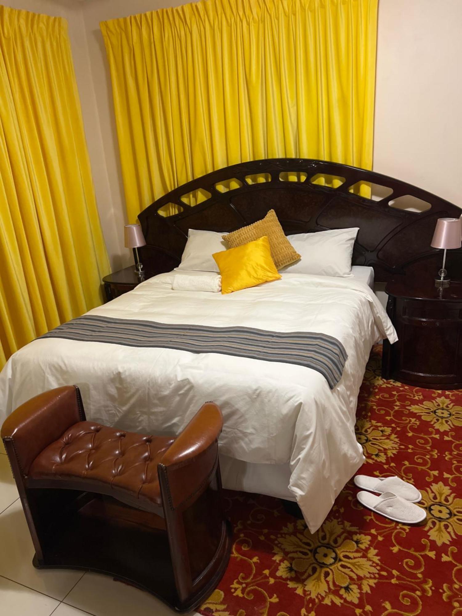 מאנזיני The Classic House B&B מראה חיצוני תמונה